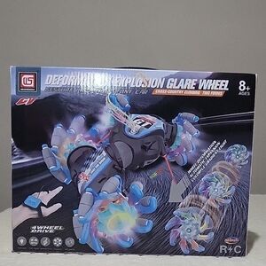 NIB Deformation Explosion Glare Wheel RC Gesture Induction Stunt Car‎